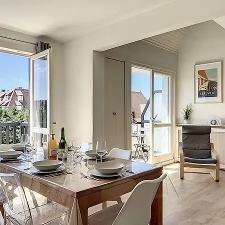 Les Planches Yourhosthelper Apartman Deauville