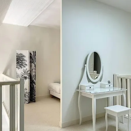Les Planches Yourhosthelper Apartman *