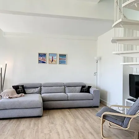 Les Planches Yourhosthelper Apartman *